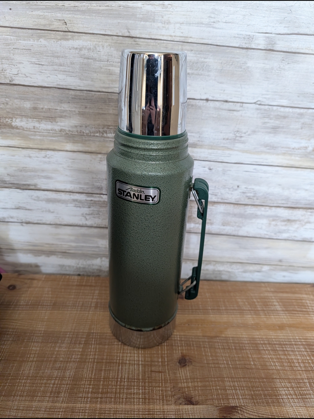 Stanley Classic Green Vacuum Bottle Thermos - Green